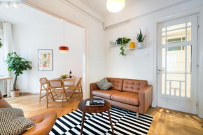 Cismigiu Serenity: 1BR flat with Scenic Balcony